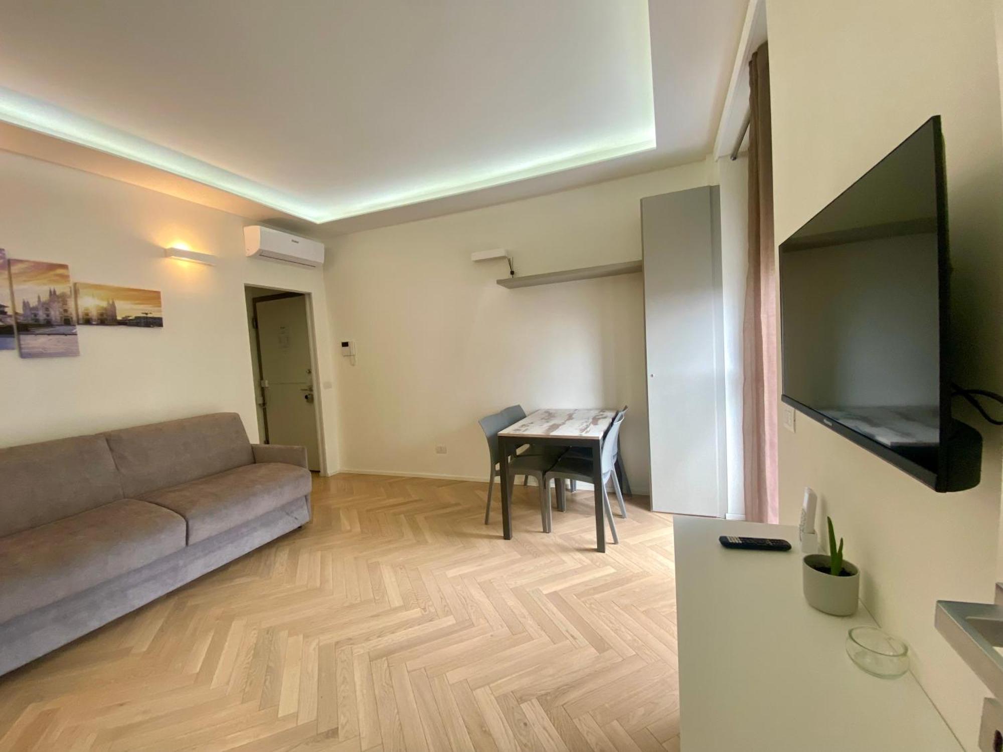 Sky View -Porta Nuova- Appartamento 2 Con Balcone Milán Exterior foto
